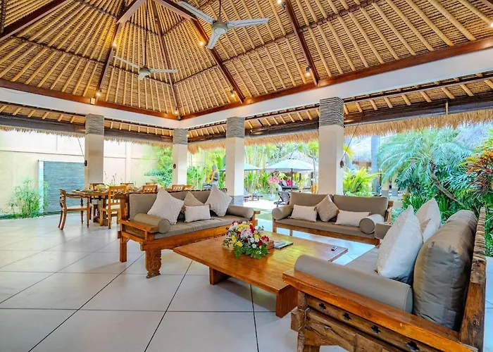 Evelyne, Luxury Villa, Fully Staffed, * Seminyak