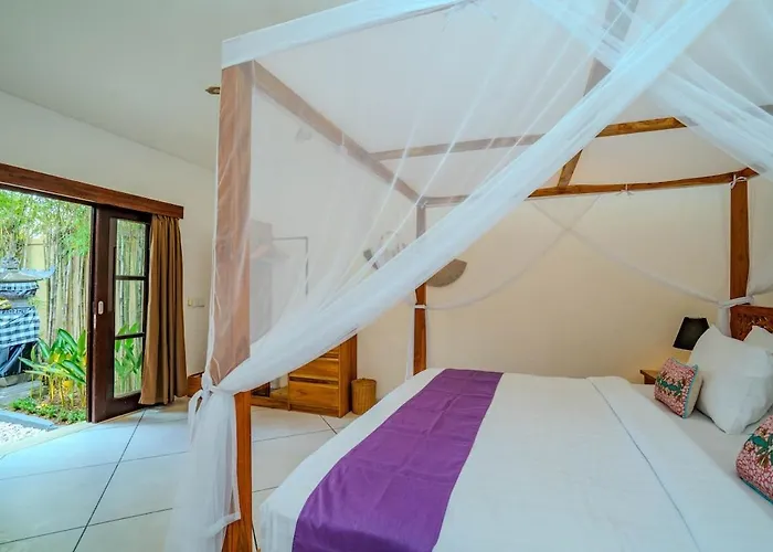 Evelyne, Luxury Villa, Fully Staffed, Villa Seminyak