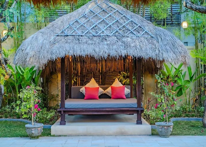 Evelyne, Luxury Villa, Fully Staffed, Villa Seminyak