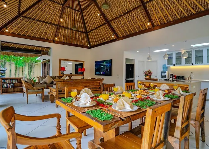 Villa Evelyne, Luxury Villa, Fully Staffed,