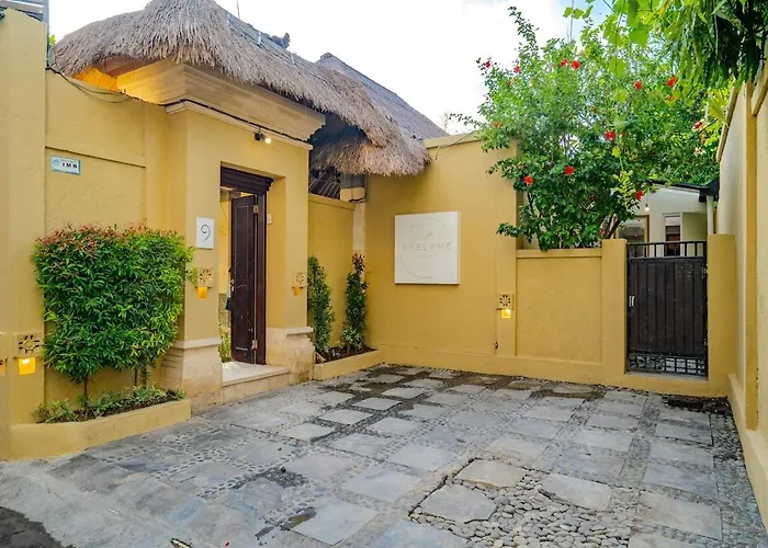 Villa Evelyne, Luxury Villa, Fully Staffed,