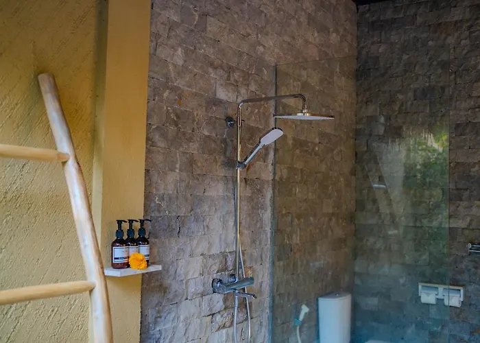 Villa Evelyne, Luxury Villa, Fully Staffed,