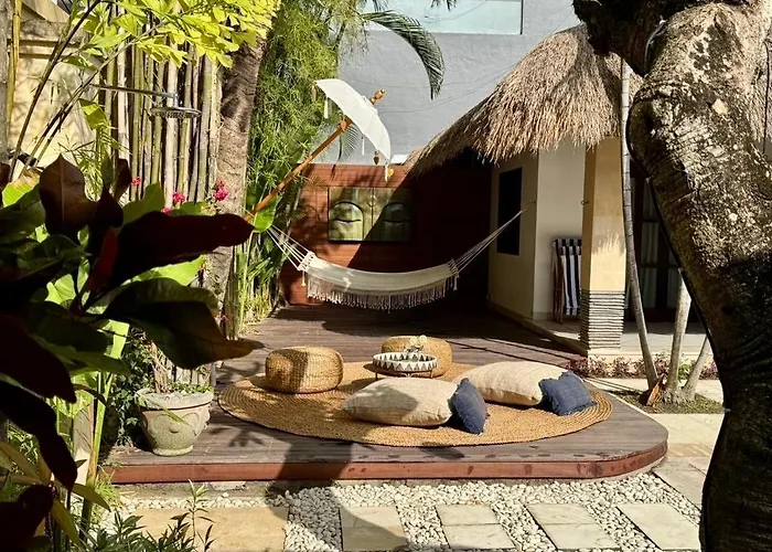 Evelyne, Luxury Villa, Fully Staffed, Villa