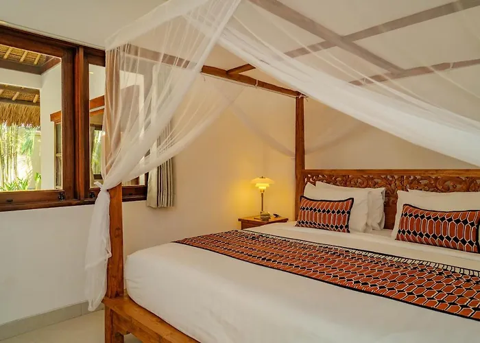 Villa Evelyne, Luxury Villa, Fully Staffed, *