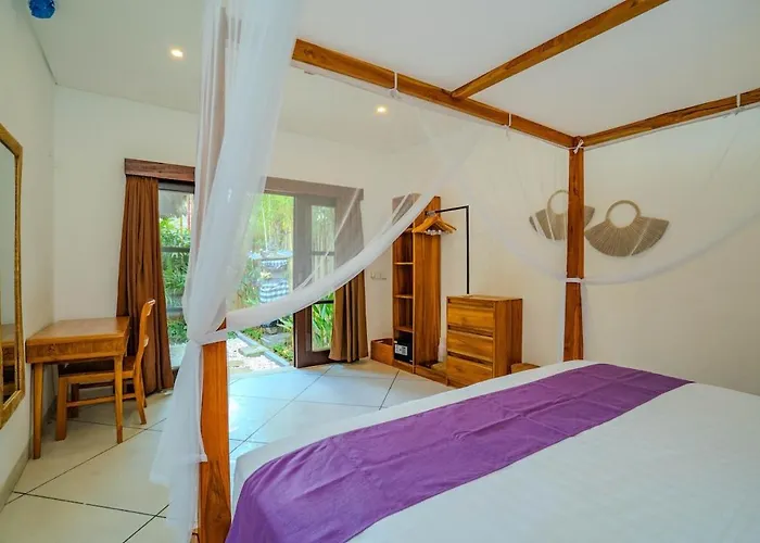 Evelyne, Luxury Villa, Fully Staffed, Villa Seminyak