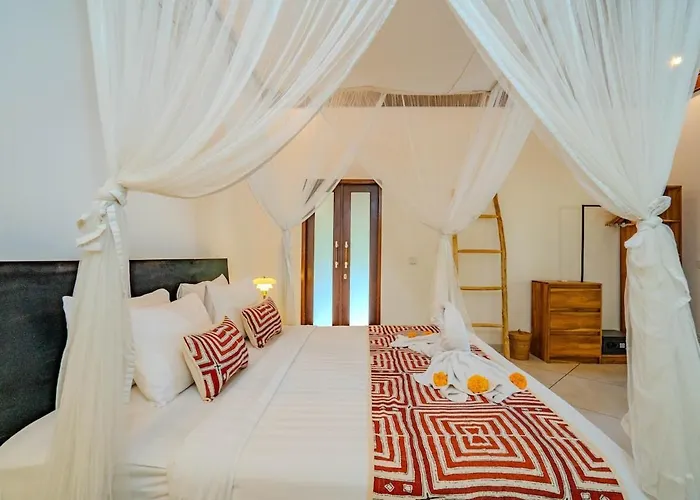 Villa Evelyne, Luxury Villa, Fully Staffed, Seminyak
