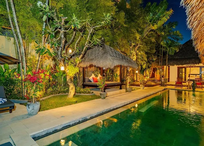Villa Evelyne, Luxury Villa, Fully Staffed, *