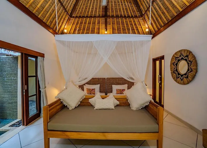 Evelyne, Luxury Villa, Fully Staffed, Villa Seminyak