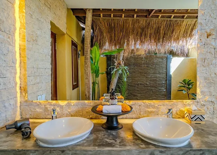 Evelyne, Luxury Villa, Fully Staffed, *